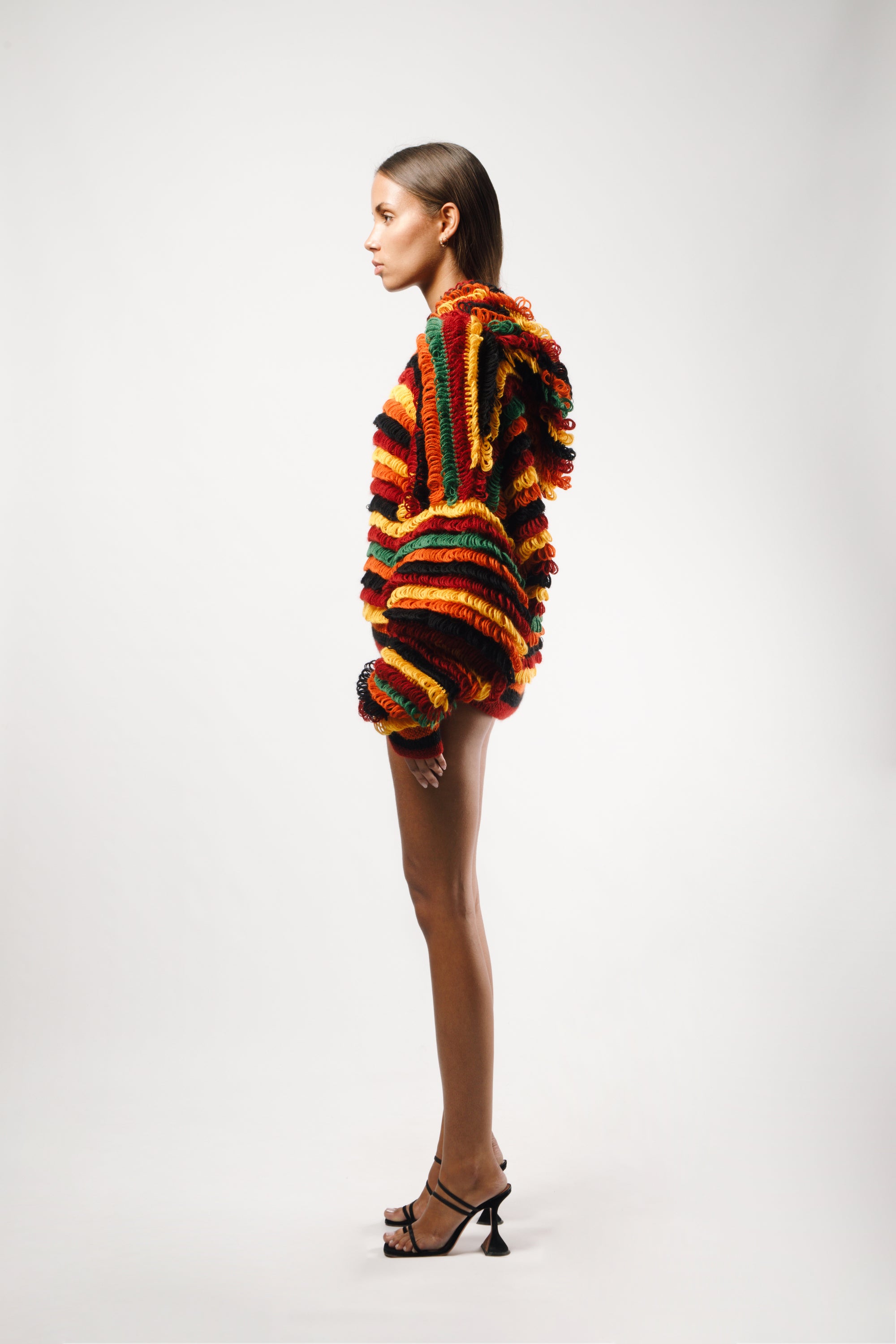 Reversible knitted wig hoodie, handcrafted with curly crochet in multicolor - side 
